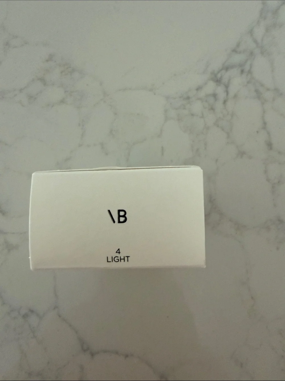 Victoria Beckham The Foundation Drops Light 4
